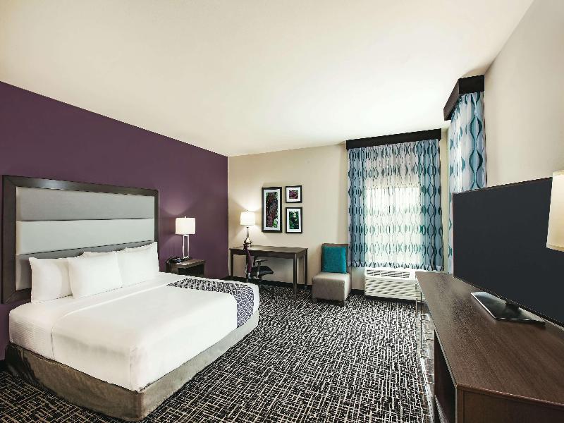 La Quinta Inn & Suites McAllen La Plaza Mall image
