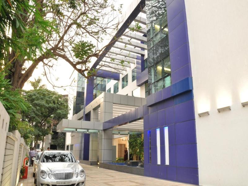 Adarsh Hamilton image