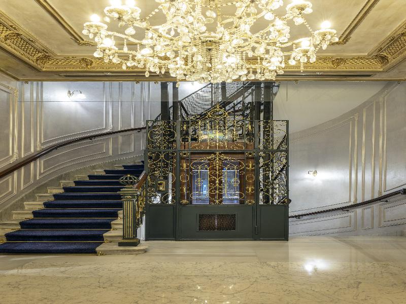Palazzo Donizetti Istanbul, Tapestry Collection image