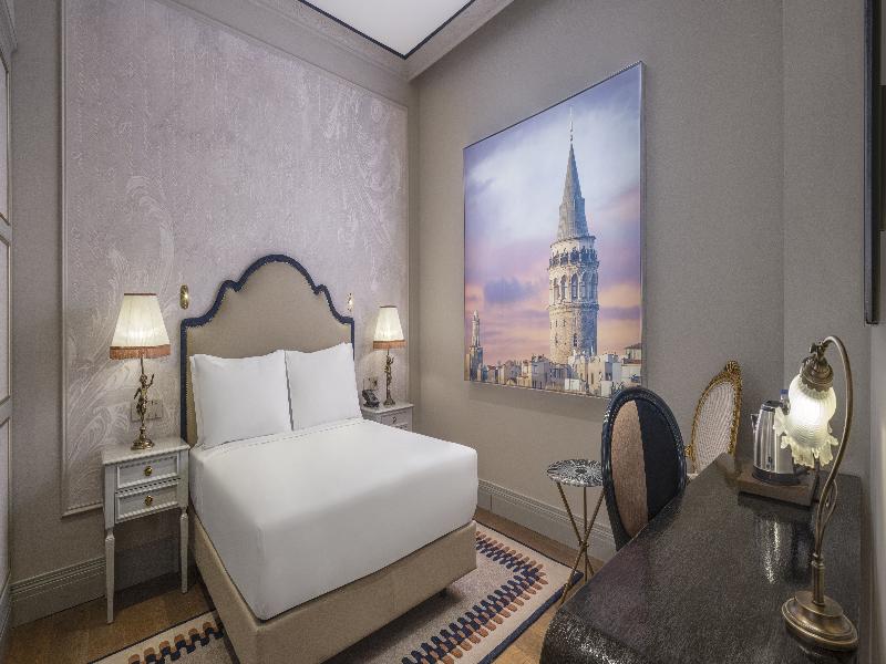 Palazzo Donizetti Istanbul, Tapestry Collection image
