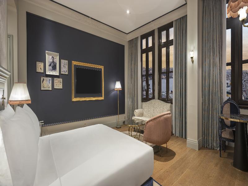 Palazzo Donizetti Istanbul, Tapestry Collection image