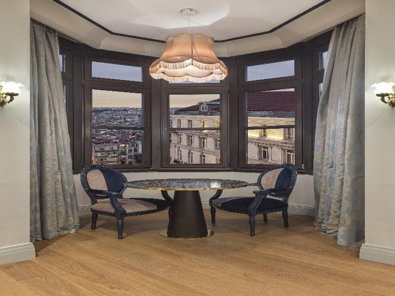 Palazzo Donizetti Istanbul, Tapestry Collection image