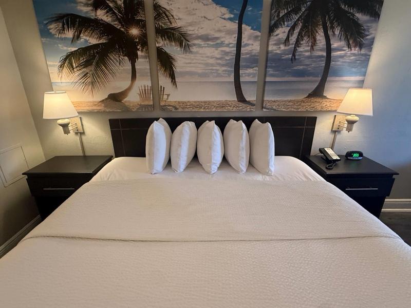 Days Inn by Wyndham Fort Lauderdale/Oakland Prk image