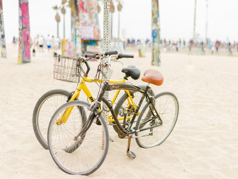 Sandbourne Santa Monica, Autograph Collection image