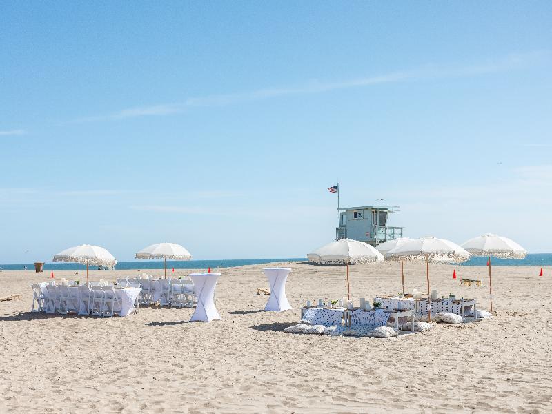 Sandbourne Santa Monica, Autograph Collection image