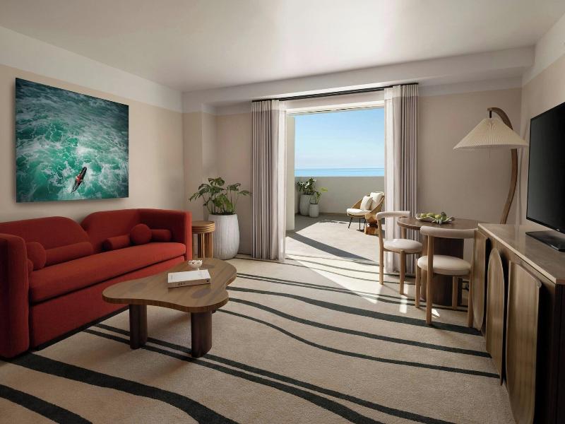 Sandbourne Santa Monica, Autograph Collection image