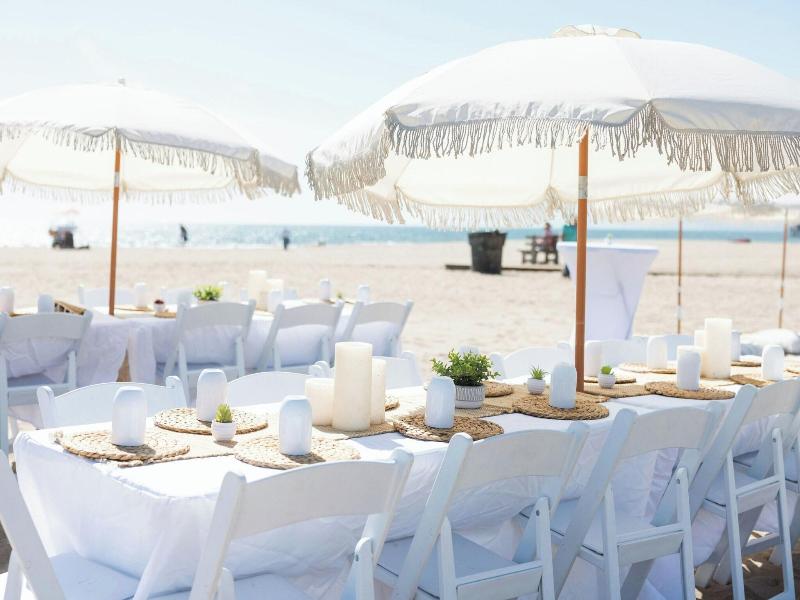 Sandbourne Santa Monica, Autograph Collection image