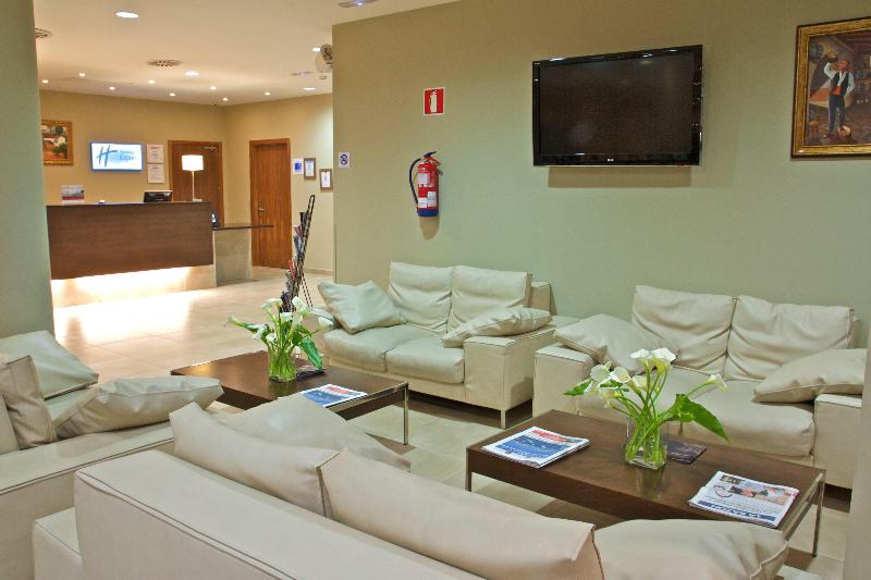 Holiday Inn Express Campo De Gibraltar - Barrios image