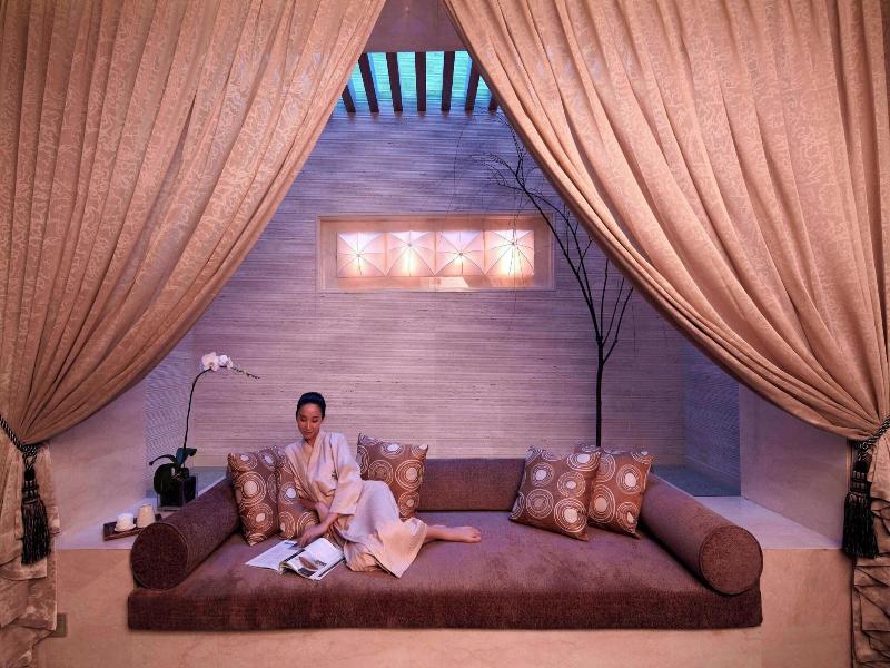 Renaissance Shanghai Putuo Hotel image