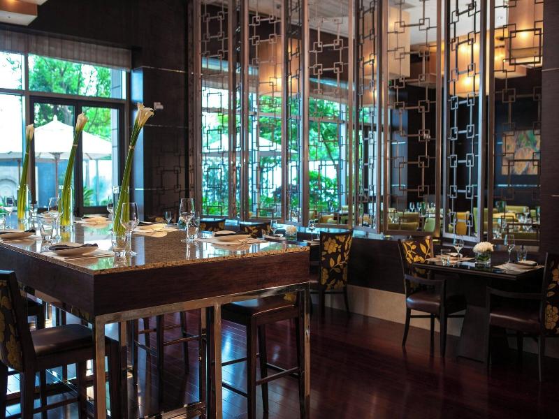 Renaissance Shanghai Putuo Hotel image