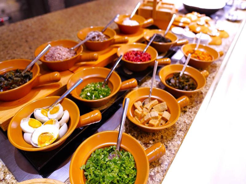 Renaissance Shanghai Putuo Hotel image
