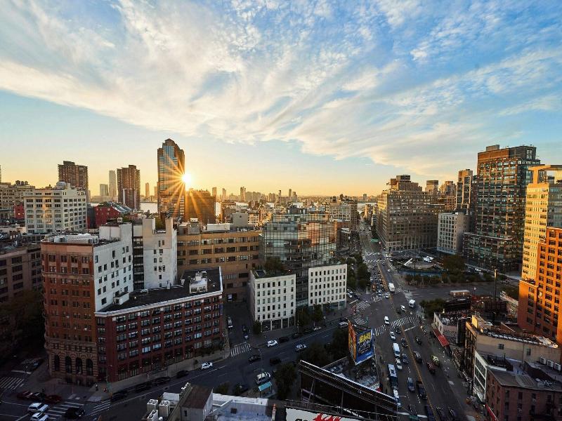 Sheraton Tribeca image
