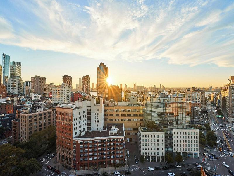 Sheraton Tribeca image