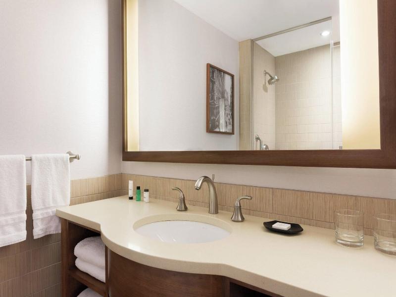 Sheraton Tribeca image