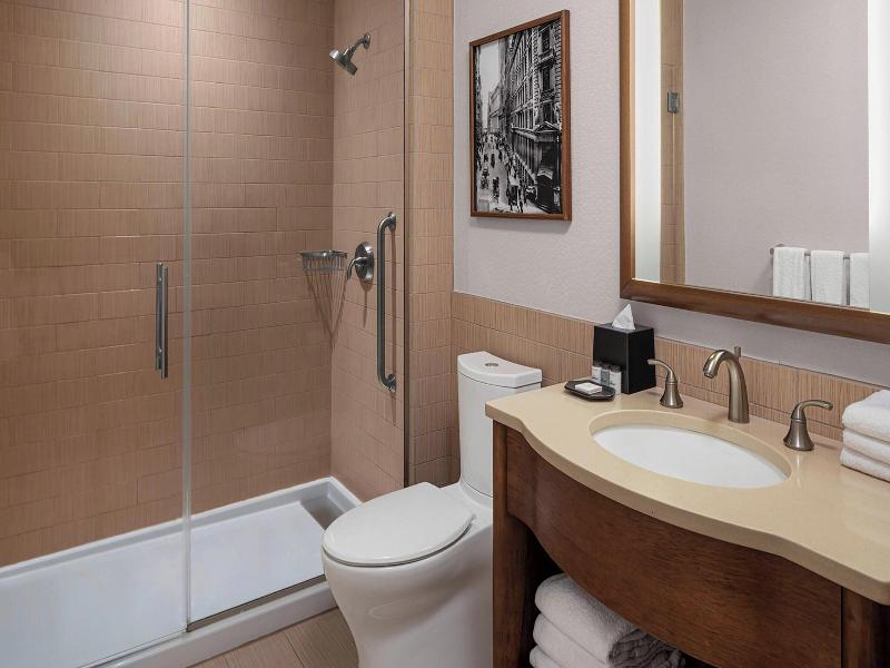 Sheraton Tribeca image