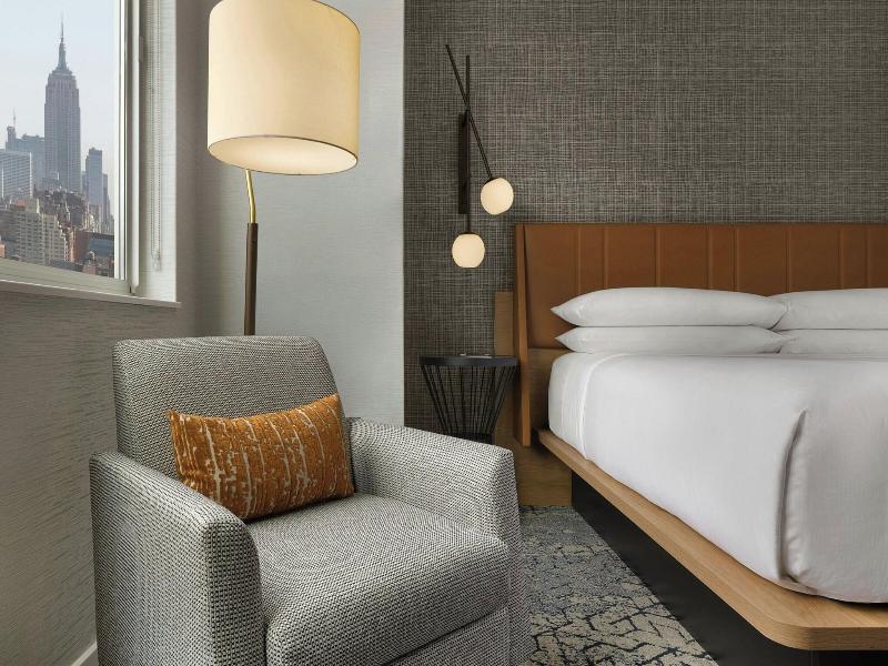 Sheraton Tribeca image