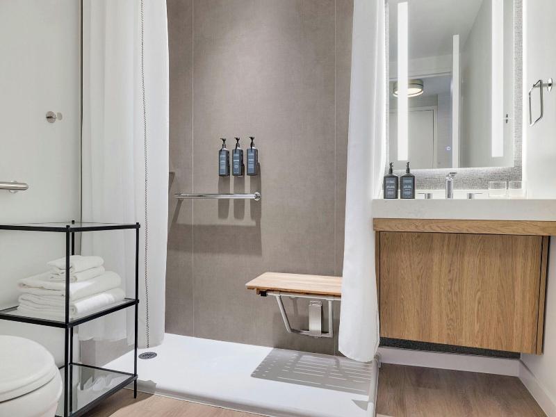 Sheraton Tribeca image