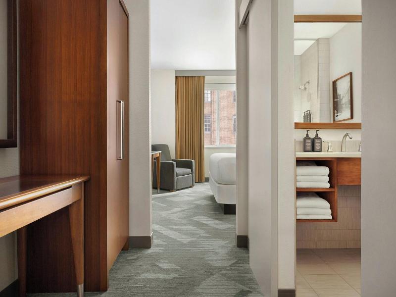 Sheraton Tribeca image