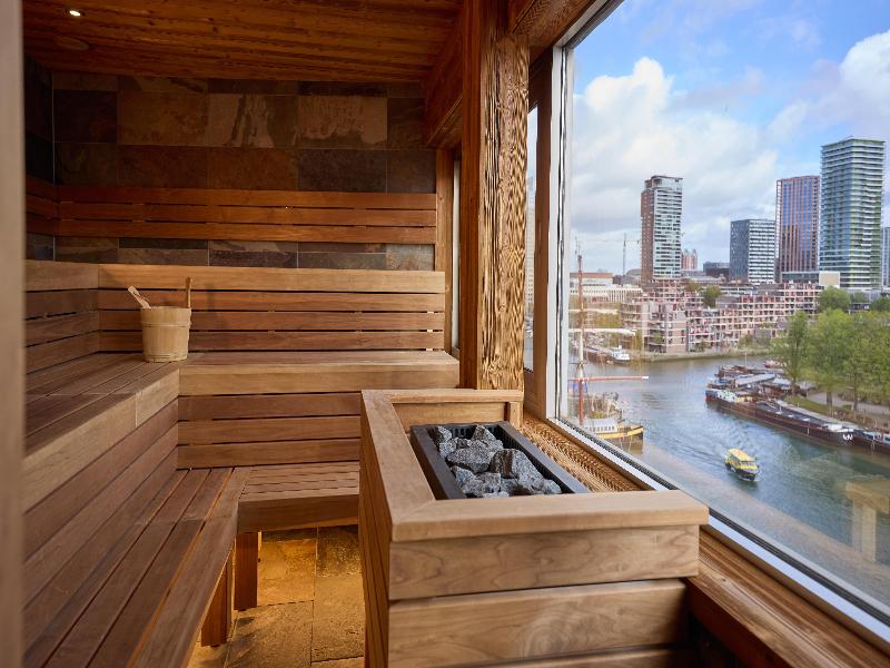 DoubleTree by Hilton Rotterdam Centre image