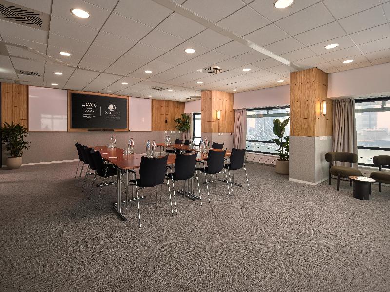 DoubleTree by Hilton Rotterdam Centre image