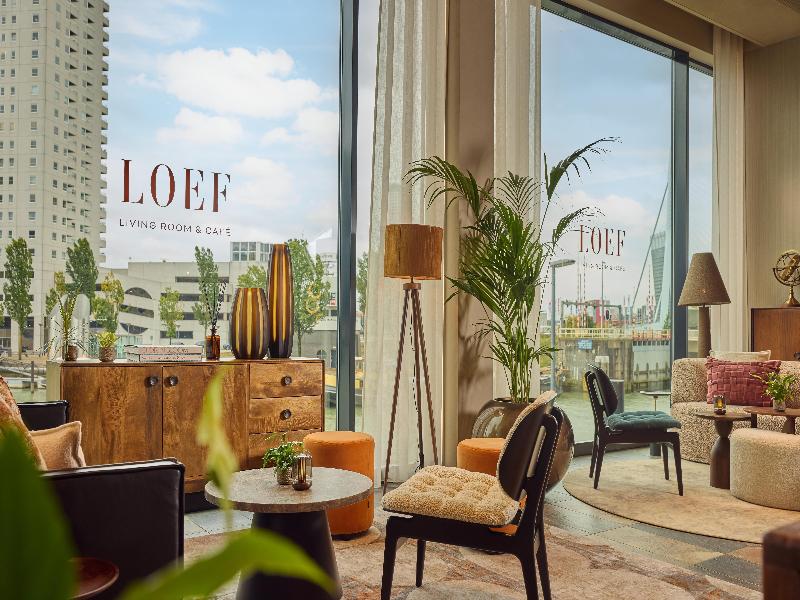 DoubleTree by Hilton Rotterdam Centre image