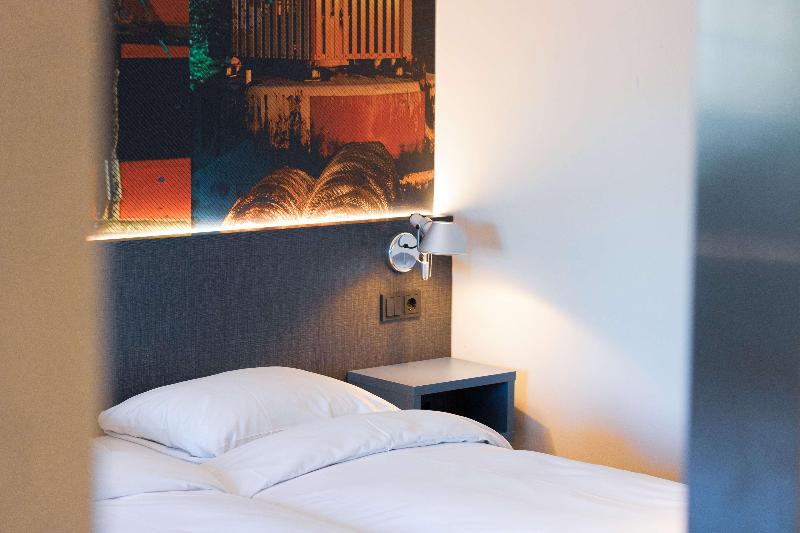 Stay in style at DoubleTree by Hilton Rotterdam Centre