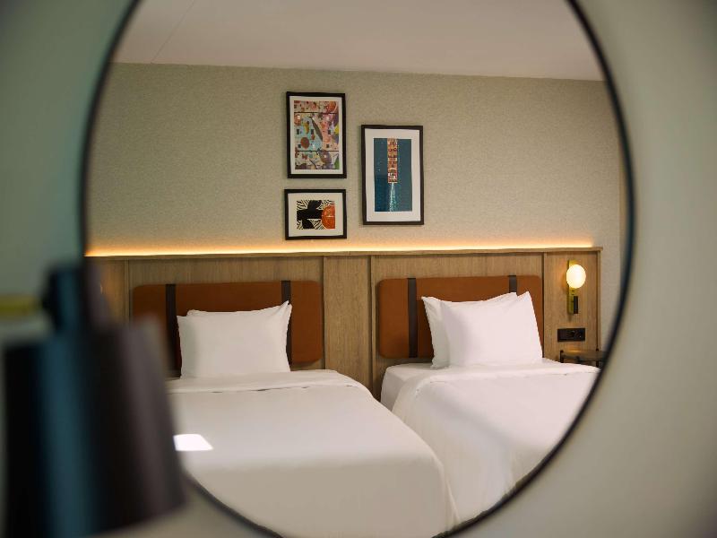 Stay in style at DoubleTree by Hilton Rotterdam Centre