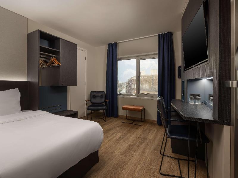 Stay in style at DoubleTree by Hilton Rotterdam Centre