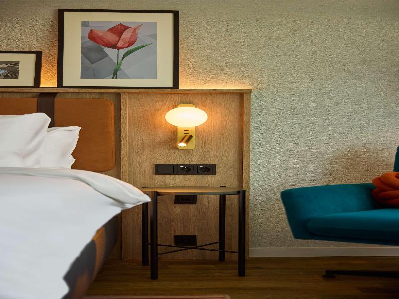 Stay in style at DoubleTree by Hilton Rotterdam Centre