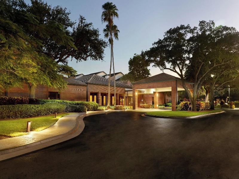 Courtyard Fort Lauderdale Plantation image