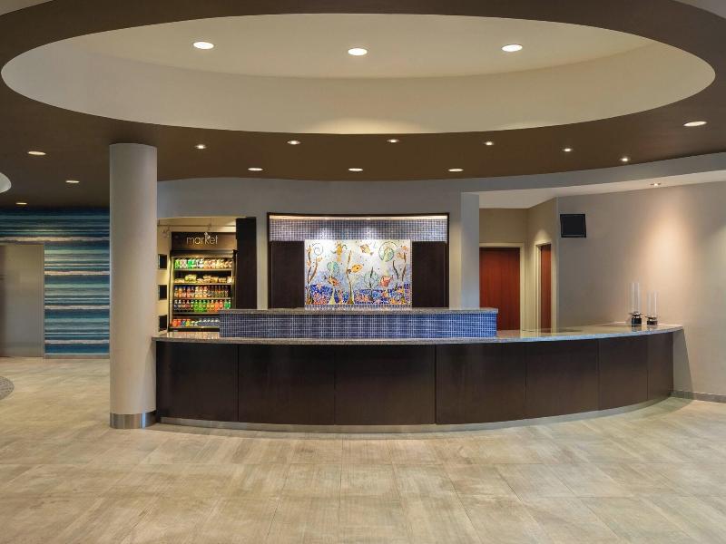 Courtyard Fort Lauderdale Airport & Cruise Port image