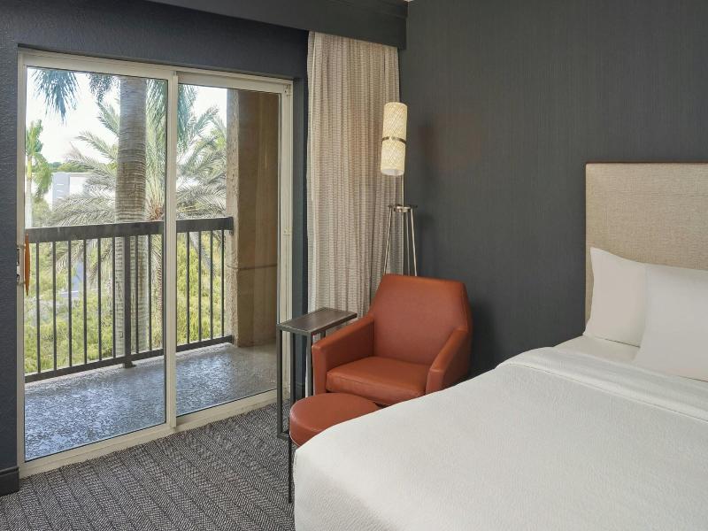 Courtyard Fort Lauderdale Weston image