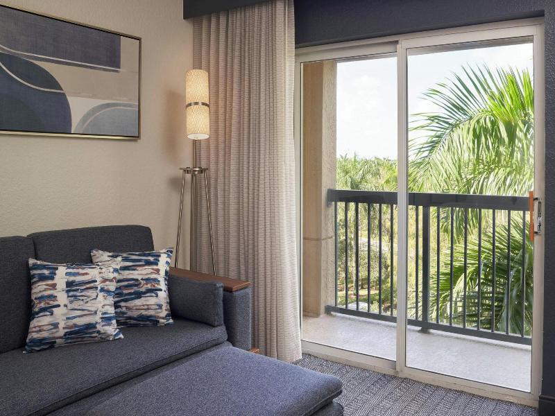 Courtyard Fort Lauderdale Weston image