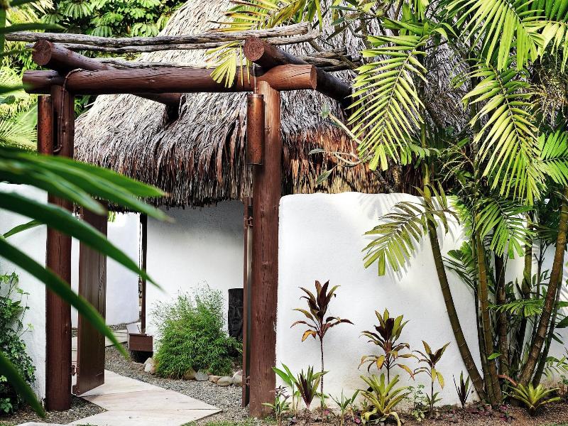 Westin Denarau Island Resort & Spa image