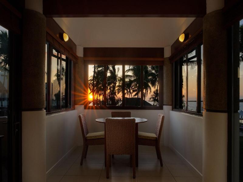 Sheraton Denarau Villas image