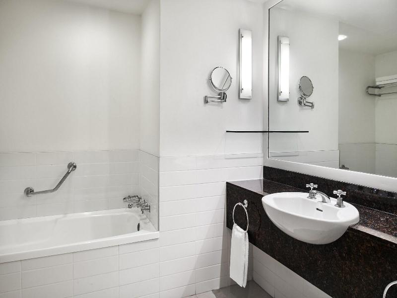 Sheraton Denarau Villas image