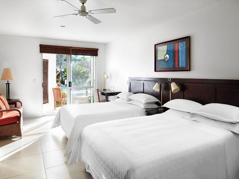 Sheraton Denarau Villas image