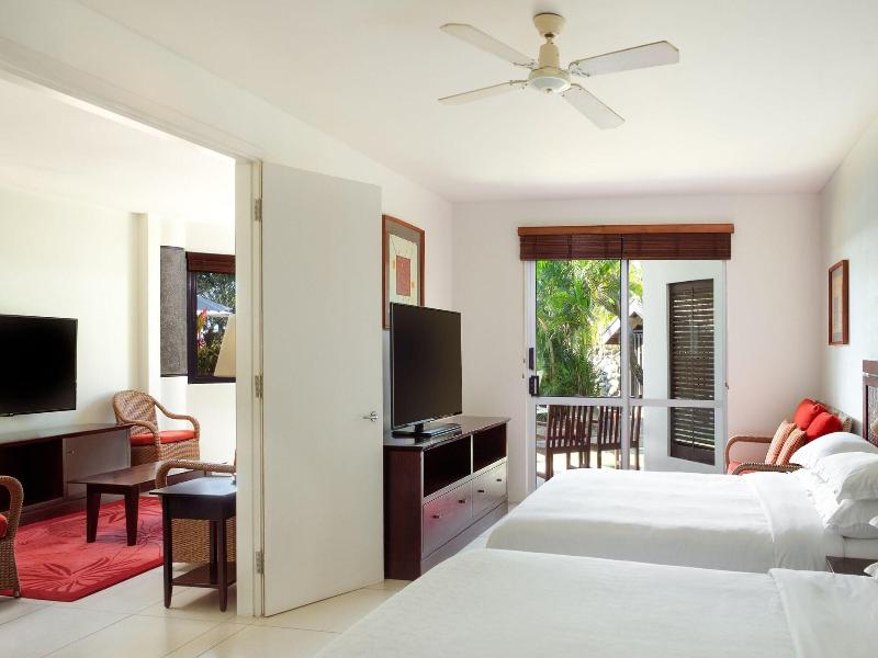 Sheraton Denarau Villas image