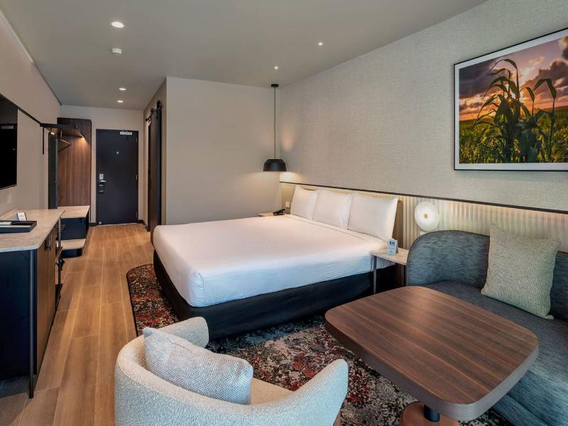 Tanoa International Hotel image