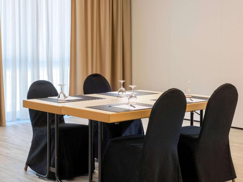 ibis Styles Rosenheim image