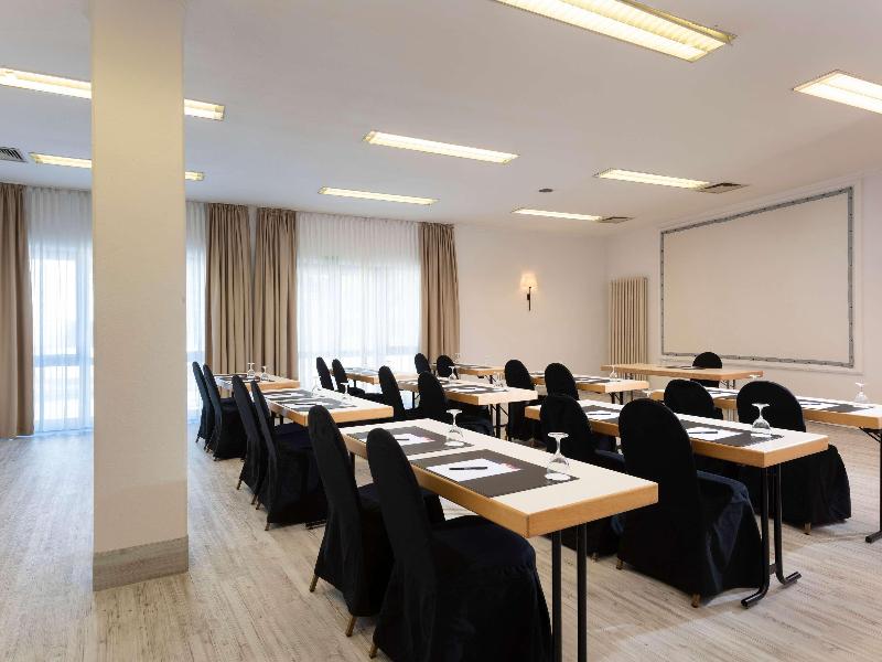 ibis Styles Rosenheim image