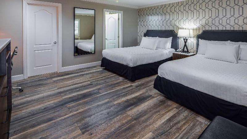 Bed room