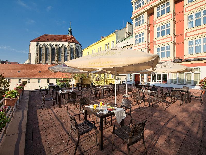 EA Hotel Julis image