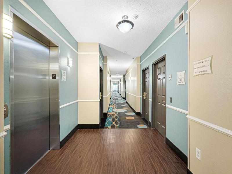 Sonesta Essential HOU Airport Road