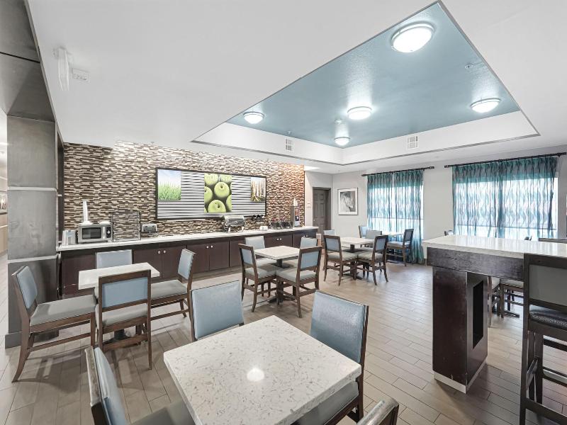 Sonesta Essential HOU Airport Road