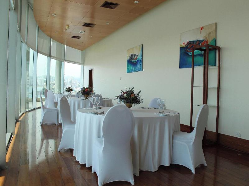 Sheraton Miramar Hotel & Convention Center image