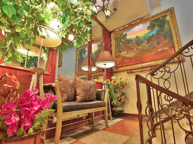 Diamond City Hotel image