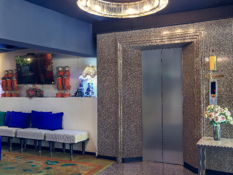 Diamond City Hotel image