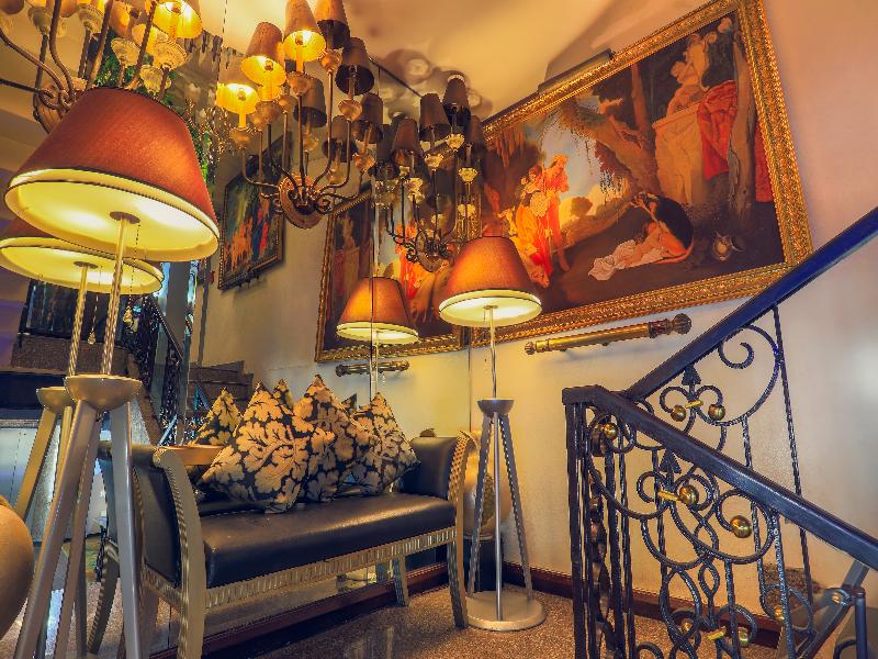 Diamond City Hotel image
