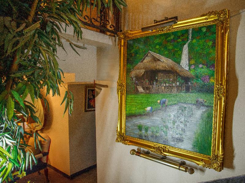 Diamond City Hotel image